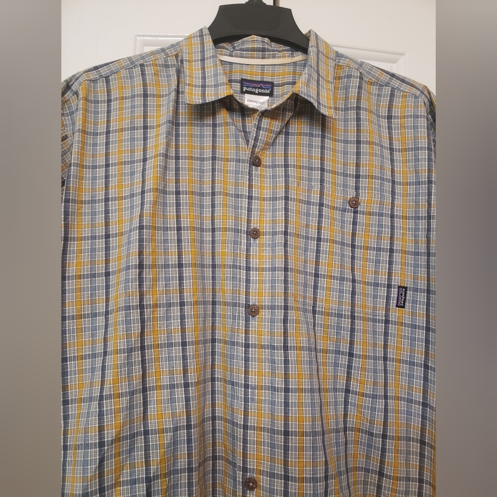 Patagonia Button Down Short Sleeve L - Picture 3 of 9